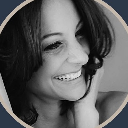 Portret van Babita